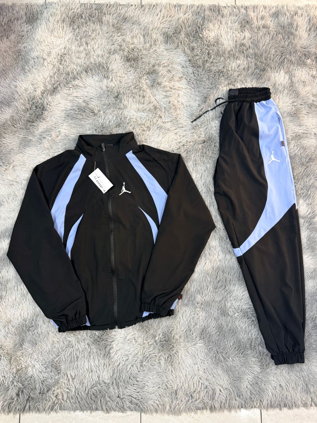 CONJUNTO JORDAN AC ROMPE NEGRO / AZUL