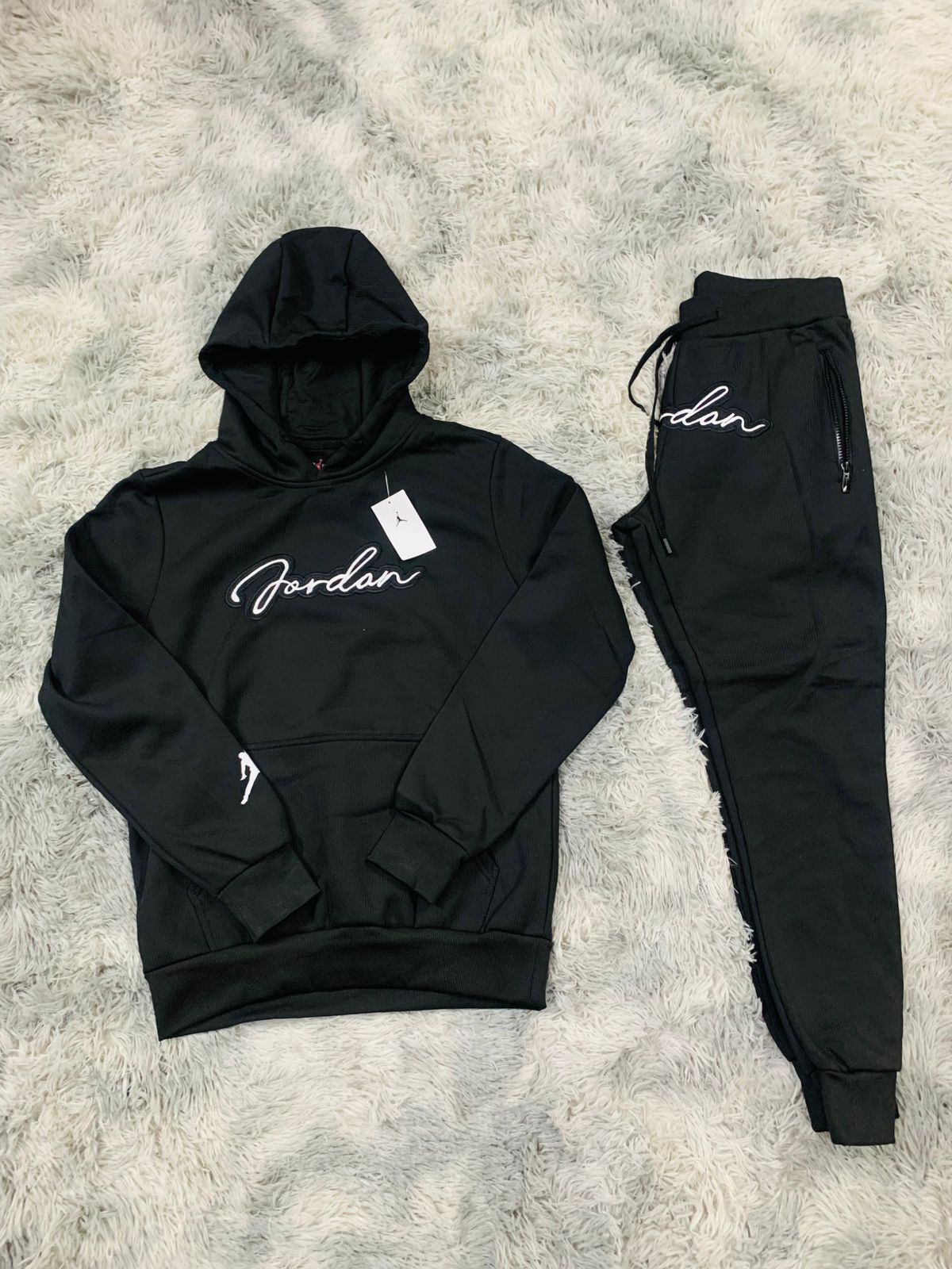 CONJUNTO JORDAN NEGRO BORDADO